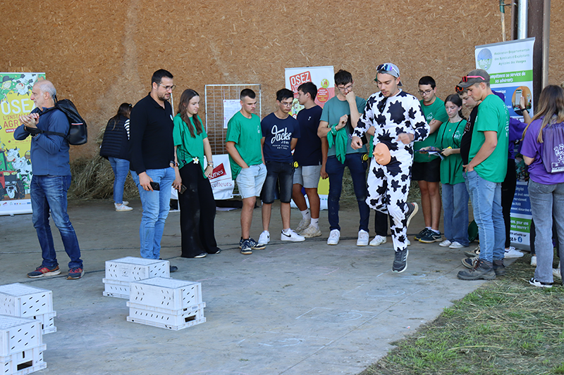 A chaque atelier, les jeunes apprenants de l’enseignement agricole du Grand Est étaient mis à l’épreuve. © Photo Marion FALIBOIS