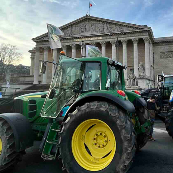Manifestation du 13 janvier 2026 FNSEA-JA à l'Assemblée nationale. © Actuagri-CS