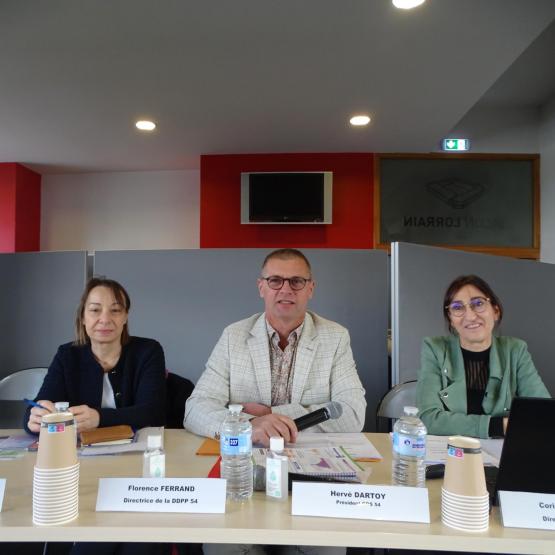 Florence Ferrand, directrice DDPP, Hervé Dartoy, président et Corinne Cierco, directrice du GDS. Photo : JL.Masson