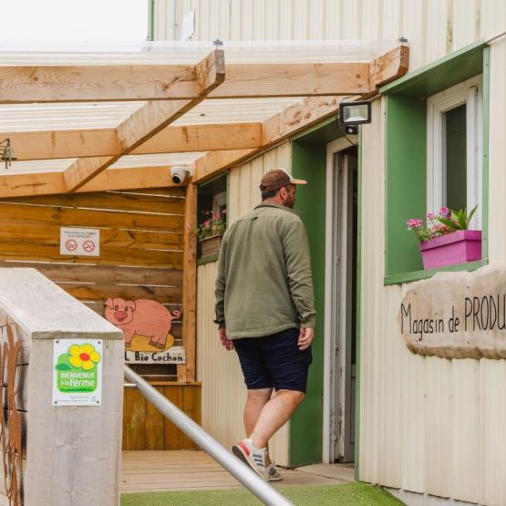 Délocalisation de l’activité sur la place de marché, partenariat avec des chefs… les agriculteurs ne manquent pas d’idées pour attirer et fidéliser leur clientèle. Photo : Bienvenue à la Ferme.