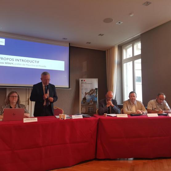 Yves Séguy, préfet de Meurthe-et-Moselle, a dressé un point de conjoncture en présence des services de l’Etat. Photo : H.Flamant