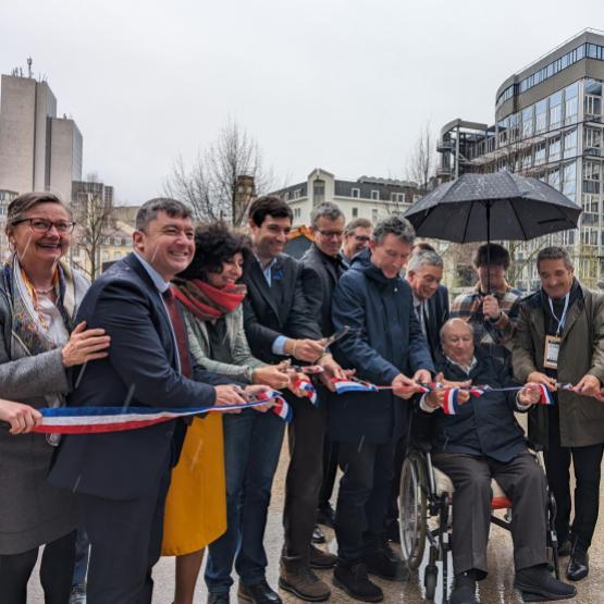 Inauguration du forum Bois Construction devant le centre Prouvé à Nancy. Photo : A.Legendre