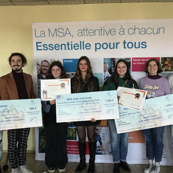 Les jeunes des villages du Toulois (3e) ; le conseil municipal des jeunes de Moncel-sur-Seille (1er) et l’association « Plein Air Donon » (2e). Photo : DR