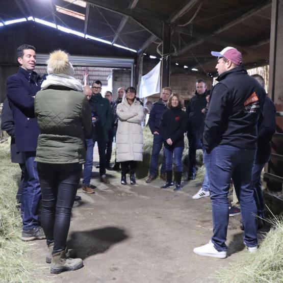 La journée du renouvellement des générations en agriculture a mis à l’honneur une installation hors cadre familiale, celle de Julien Genay à Goviller. Photo : H.Flamant