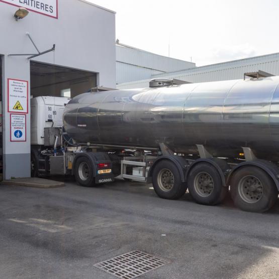 Le groupe Lactalis a pris la décision de fermer le site de Xertigny et de dénoncer unilatéralement les contrats de 151 producteurs du Nord-Est. O.Amy/Cniel