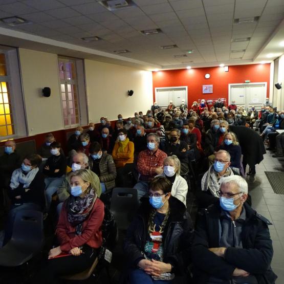 Près de 150 personnes ont suivi les deux heures de conférence, à la salle des adjudications à Toul. Photo : JL.Masson