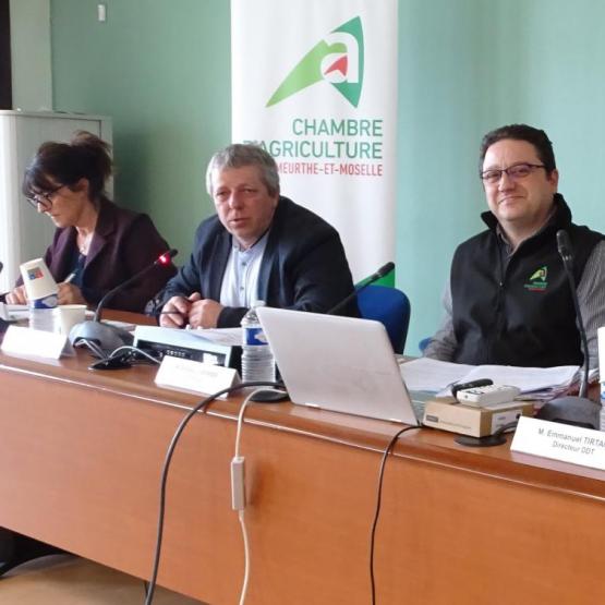 Barbara Thirion (conseillère départementale déléguée à l’Agriculture), Laurent Rouyer (pdt Cda), Richard Cherrier (dir gal Cda), Emmanuel Tirtaine (DDT) et Jérémy Jenneson (vice-pdt Cda).