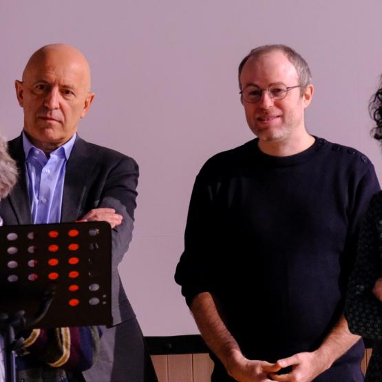 De g. à d. : Huguette Boissonnat, présidente d’Emplettes et Cagettes, Dominique Potier, président du Pays Terre de Lorraine, Geoffrey Génimel, délégué national ATD Quart monde France, et Chaynesse Khirouni, présidente du conseil départemental.