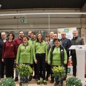 Les élus, accompagnés de l’équipe du Magasin Vert de Toul, lors de l’inauguration, le 27 mars. Photo : H.Flamant.