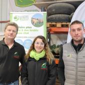 De g. à d. : Laurent Keller (Cda 54), Tania Körner (Cda 55) et Florian Segault (éleveur et président Ja 54). (Crédit photo : J.JORIS)