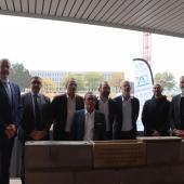 Pose officielle de la première pierre, en présence des dirigeants du Crédit Agricole de Lorraine, des principales entreprises partenaires - le cabinet GHA Architecte et le groupement Constantini/Fayat – ainsi que le maire de Laxou, Laurent Garcia.