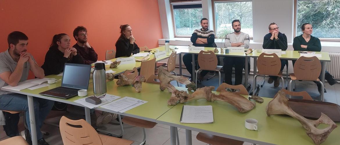 Au travers de cette formation, les éleveurs apprennent à détecter les anomalies avant qu'elles n'évoluent en pathologies plus sérieuses. Photo DR.