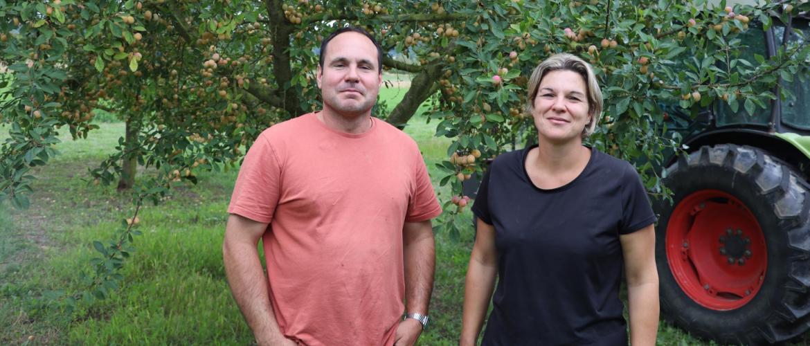 Cécile et Jean-Charles Blanpied ont repris l’exploitations de leurs parents, l’Earl de Arnay-le-Duc, il y a treize ans. Photo  J.Joris.