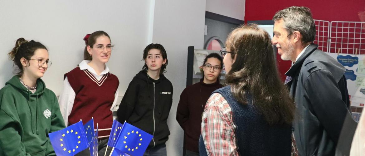 Le campus Nancy-Pixerécourt est pleinement engagé dans la mobilité internationale comme a pu le découvrir le directeur général de l’enseignement et de la recherche, Benoît Bonaimé (à d.). Photo : H.Flamant