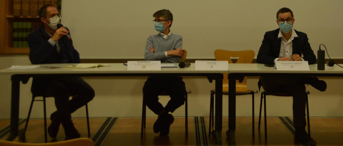 Daniel Gillet (Fédération des MFR du Grand Est), Anne Panel (Fert), François-Etienne Mercier (Ja) ont échangé sur le thème de l’agriculture et de la jeunesse. H.Flamant