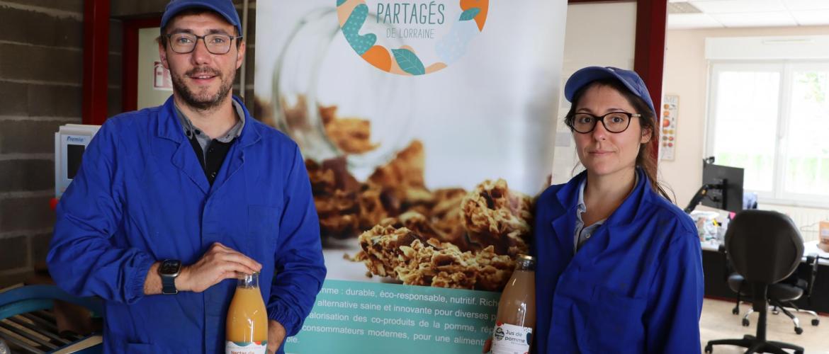 Adrien et Vanessa Wellerich sont propriétaires des Vergers Partagés de Lorraine depuis 2022. (Crédit photo : J.JORIS)